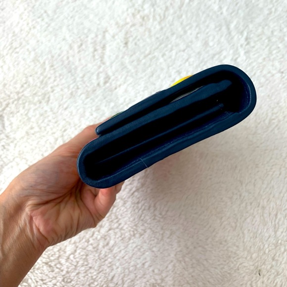 NWT Authentic Gucci Quilted Floral Clutch Wallet MultiColor - Picture 6 of 9